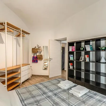 Apartamento I Melograni By Ghor *